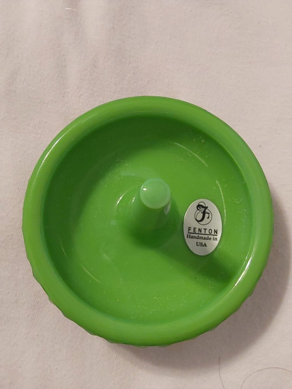 VINTAGE GREEN FENTON RING HOLDER TRAY, GORGEOUS LIKE NEW